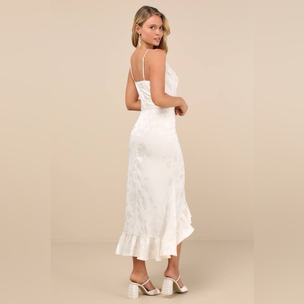 NWT Lulus Modern Passion Ivory Floral Satin Jacquard Ruffled Midi Dress - Picture 4 of 9